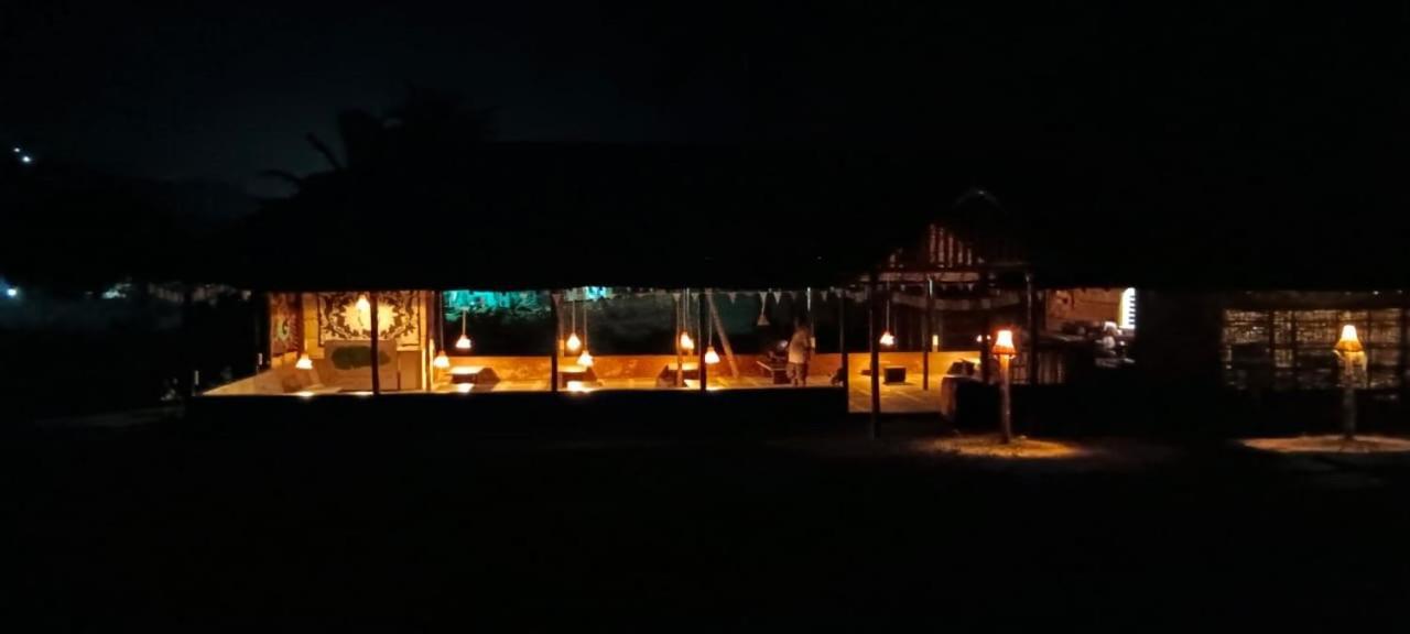 Banana Tree Home Stay ハンピ エクステリア 写真