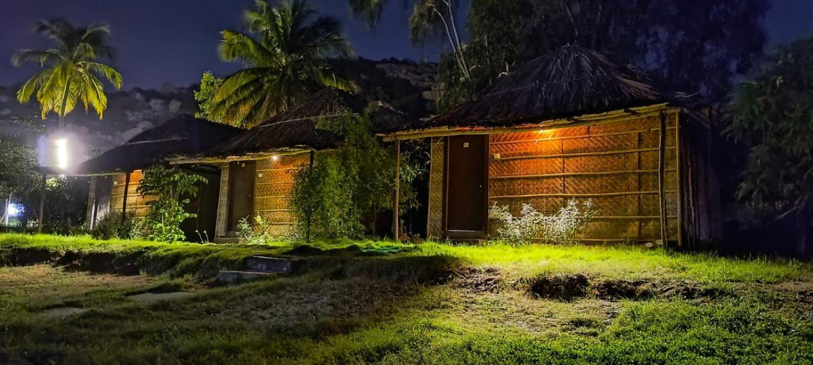 Banana Tree Home Stay ハンピ エクステリア 写真